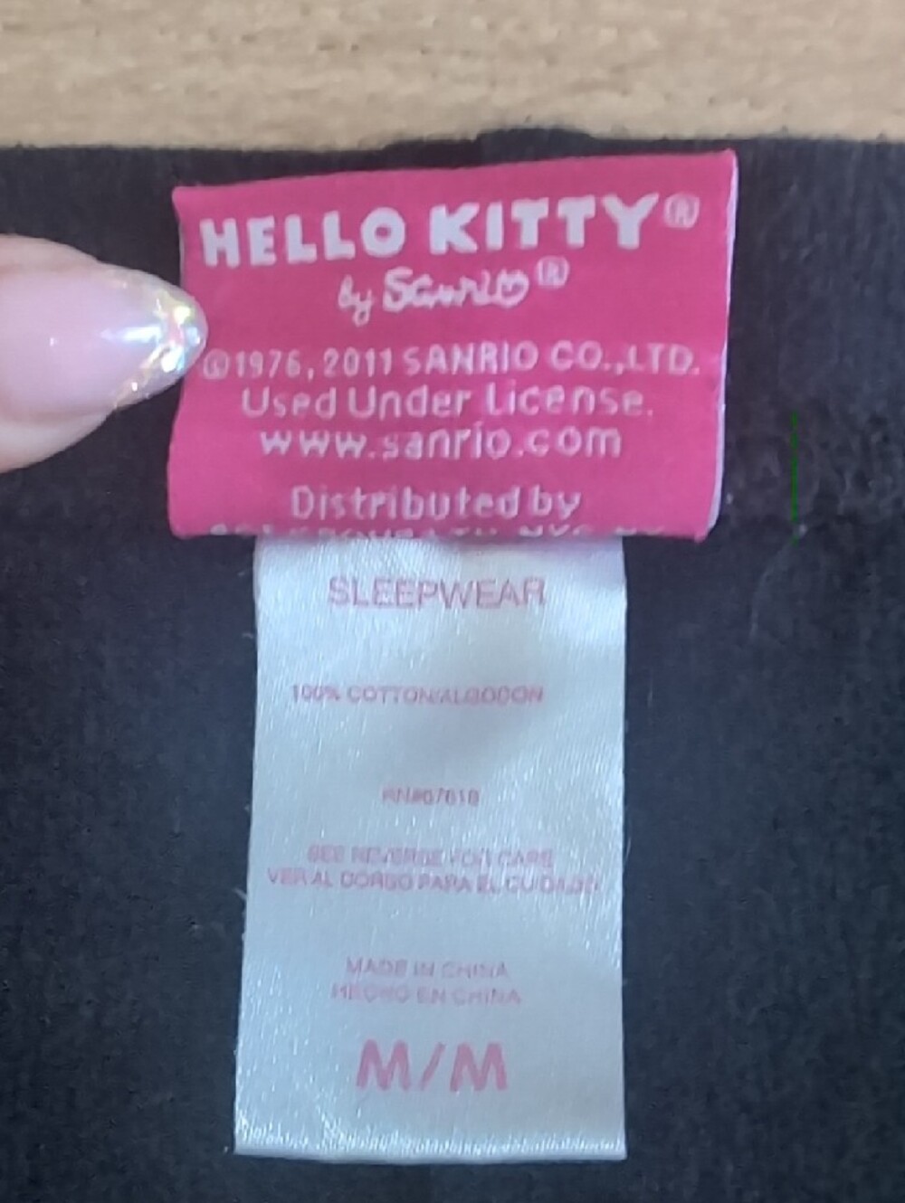 Hello Kitty Black Sleepwear Short with Pink Label - Picture 3 of 4